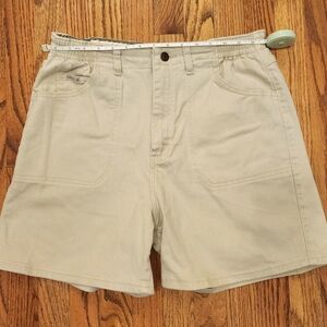 VINTAGE | Lee Jean Shorts | 90’s High Rise Mom Shorts | Size: 14 MED